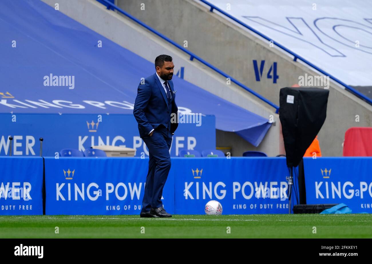 Leicester, Großbritannien. Mai 2021. Jonathan Morgan ( Manager Leicester ) während des FA Womens Championship-Spiels zwischen Leicester City und Charlton Athletic im King Power Stadium in Leicester, England Credit: SPP Sport Press Foto. /Alamy Live News Stockfoto