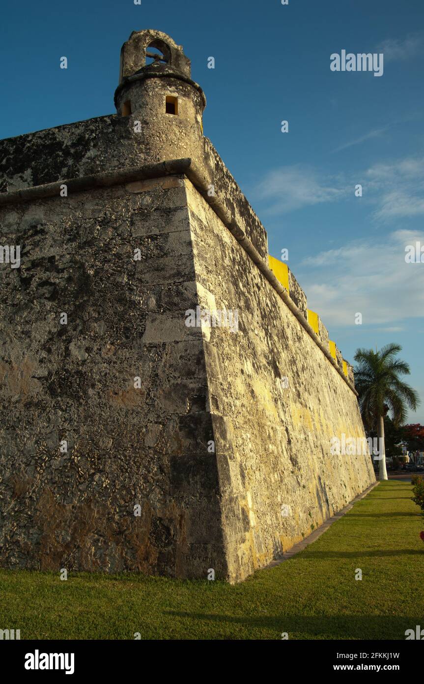 El baluarte de San Juan de Campeche, fue el cuarto baluarte en construirse, Data de los siglos XVII y XVIII Su edificación se terminó aproximadamente Stockfoto