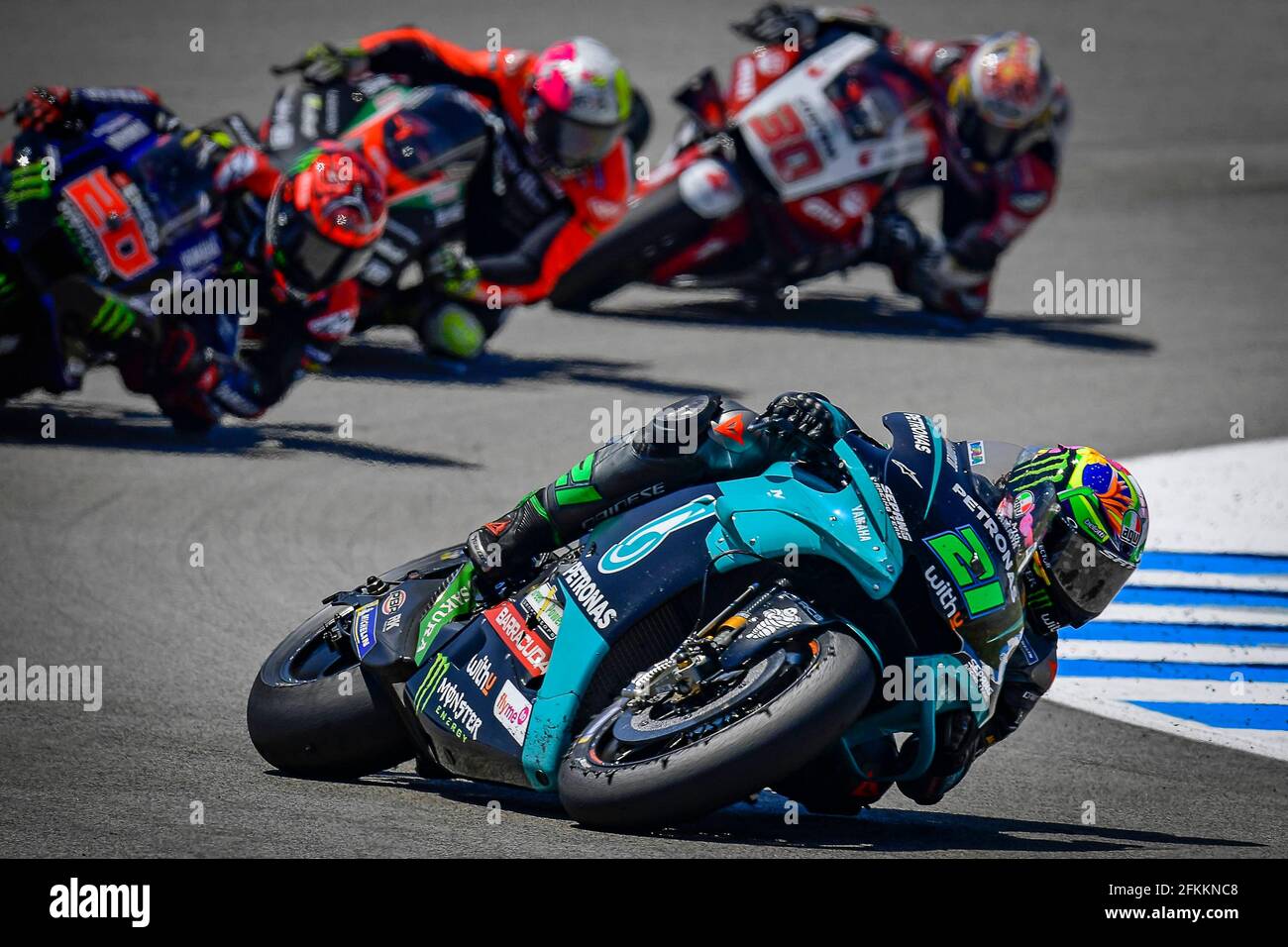 Jerez, Spanien. Mai 2021. Rennen für den MotoGP Grand Prix Red Bull von Spanien auf der Rennstrecke in Jerez, Spanien 1. Mai 2021 in Bild: Morbidelli Carreras del Gran Premio Red Bull de España de MotoGP en el Circuito de Jerez, España, 1 de Mayo de 2021 POOL/ MotoGP.com/Cordon die Pressebilder sind nur für die redaktionelle Verwendung bestimmt. Obligatorischer Kredit: © motogp.com Kredit: CORDON PRESS/Alamy Live News Stockfoto