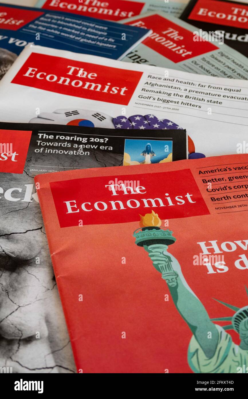 The Economist ist und internationale Wochenzeitung im Zeitschriftenformat gedruckt. Stockfoto