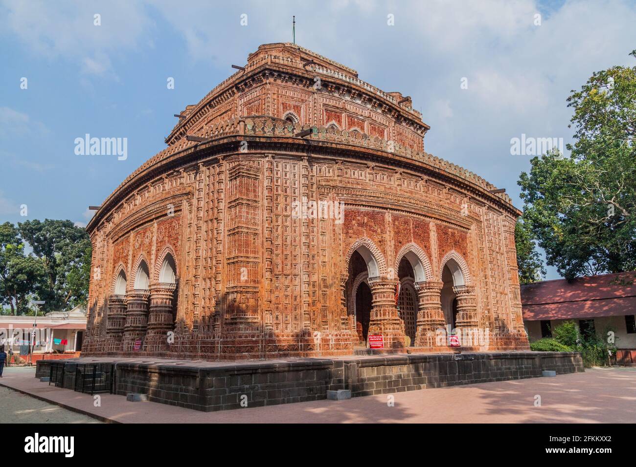 Detaillierte Schnitzereien am Kantanagar-Tempel, allgemein bekannt als Kantaji-Tempel oder Kantajew-Tempel in der Nähe von Dinajpur, Bangladesch Stockfoto