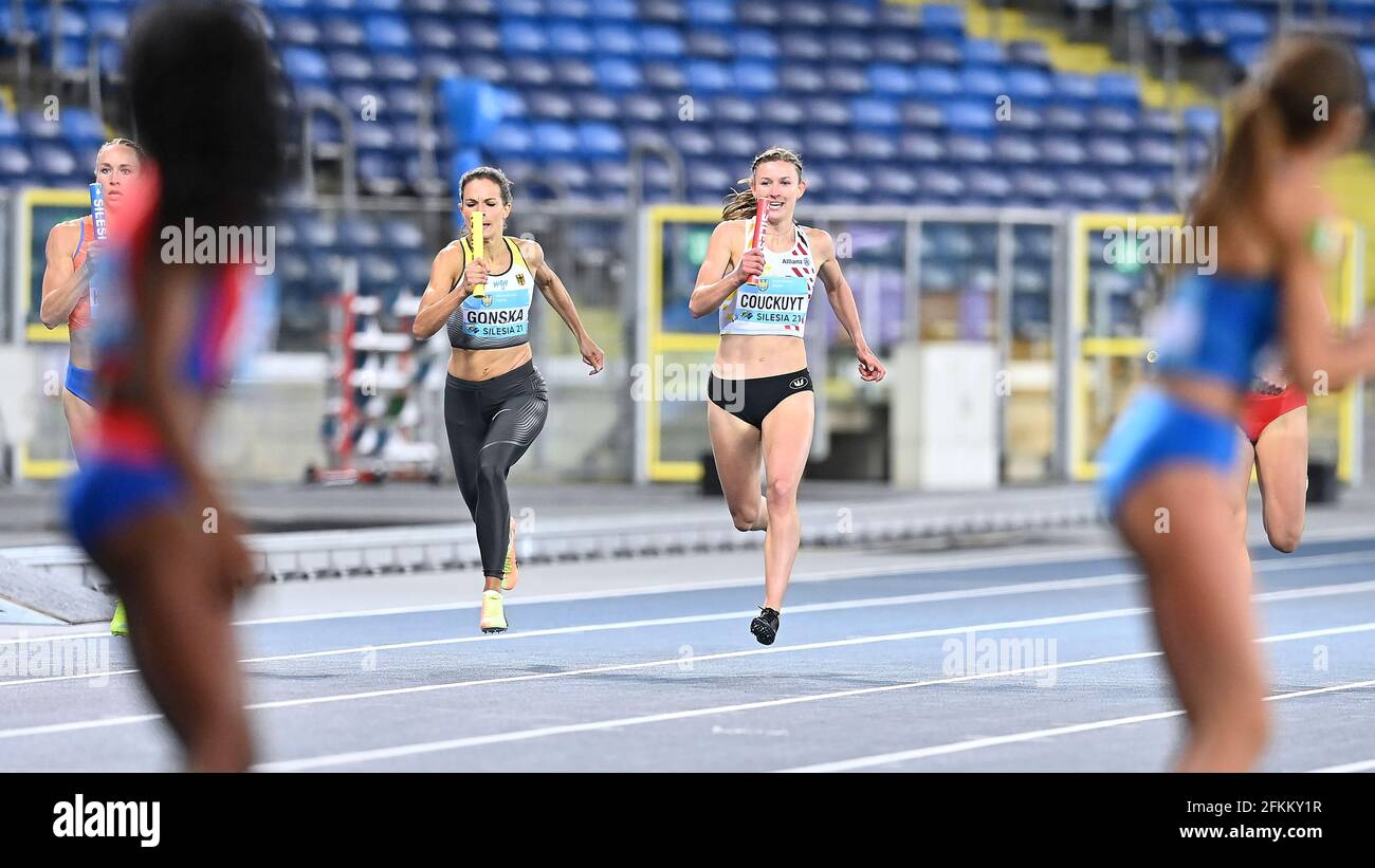 Die Belgierin Paulien Couckuyt, die beim Finale des 4x400-m-Staffelwettbewerbs der Frauen bei den IAAF World Athletics Relays in Schlesien, Pol, in Aktion gezeigt wurde Stockfoto