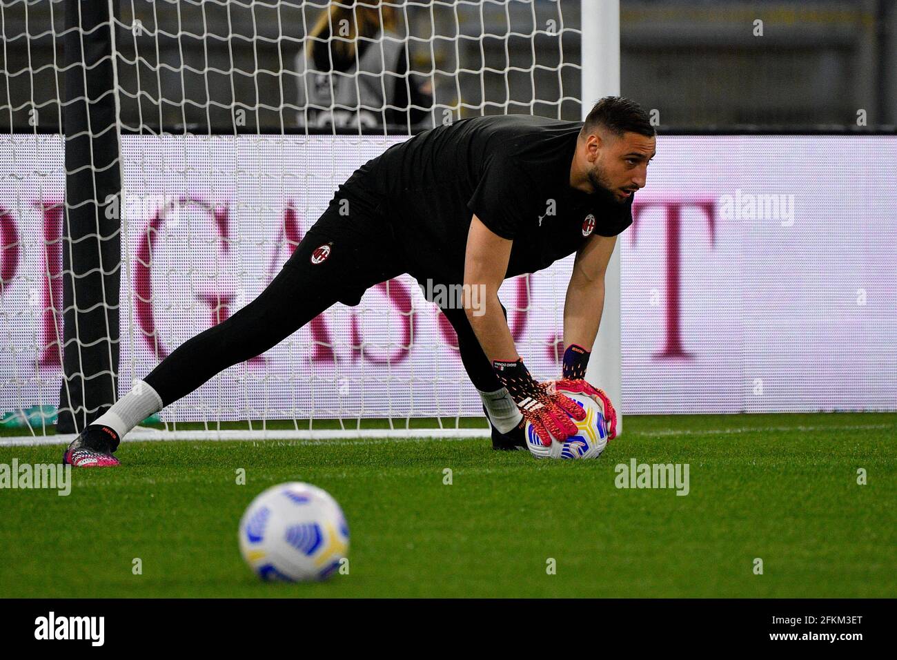 Gianluigi Donnarumma vom AC Mailand in Aktion während des Spiels der Italienischen Serie A Championship League 2020-2021 zwischen S.S. Lazio und AC Mailand im Stadio Olimpico.Endstand; S.S. Lazio 3:0 AC Mailand. Stockfoto