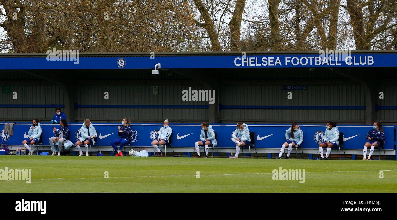 Kingston upon Thames, Großbritannien. Februar 2018. KINGSTON UPON THAMES, Großbritannien, MAI 02: Chelsea untergibt sich während des Halbfinales der Champions League der Frauen zwischen den Chelsea Women und den FC Bayern München Damen am 02. Mai 2021 in Kingsmeadow, Kingston upon Thames Credit: Action Foto Sport/Alamy Live News Stockfoto