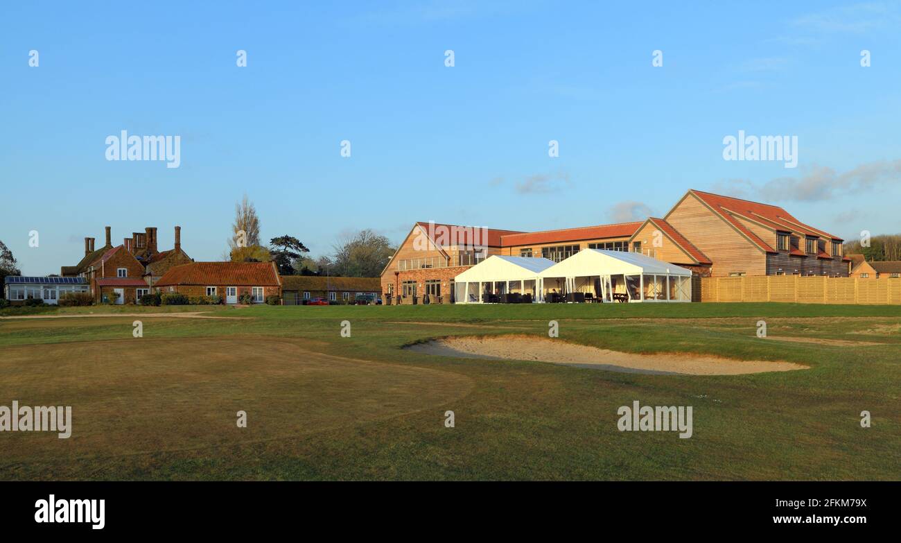 Heacham Manor Hotel, Golfplatz, Clubhaus, Terrasse, Pavillon, 18. Grün, Norfolk, England, Großbritannien Stockfoto