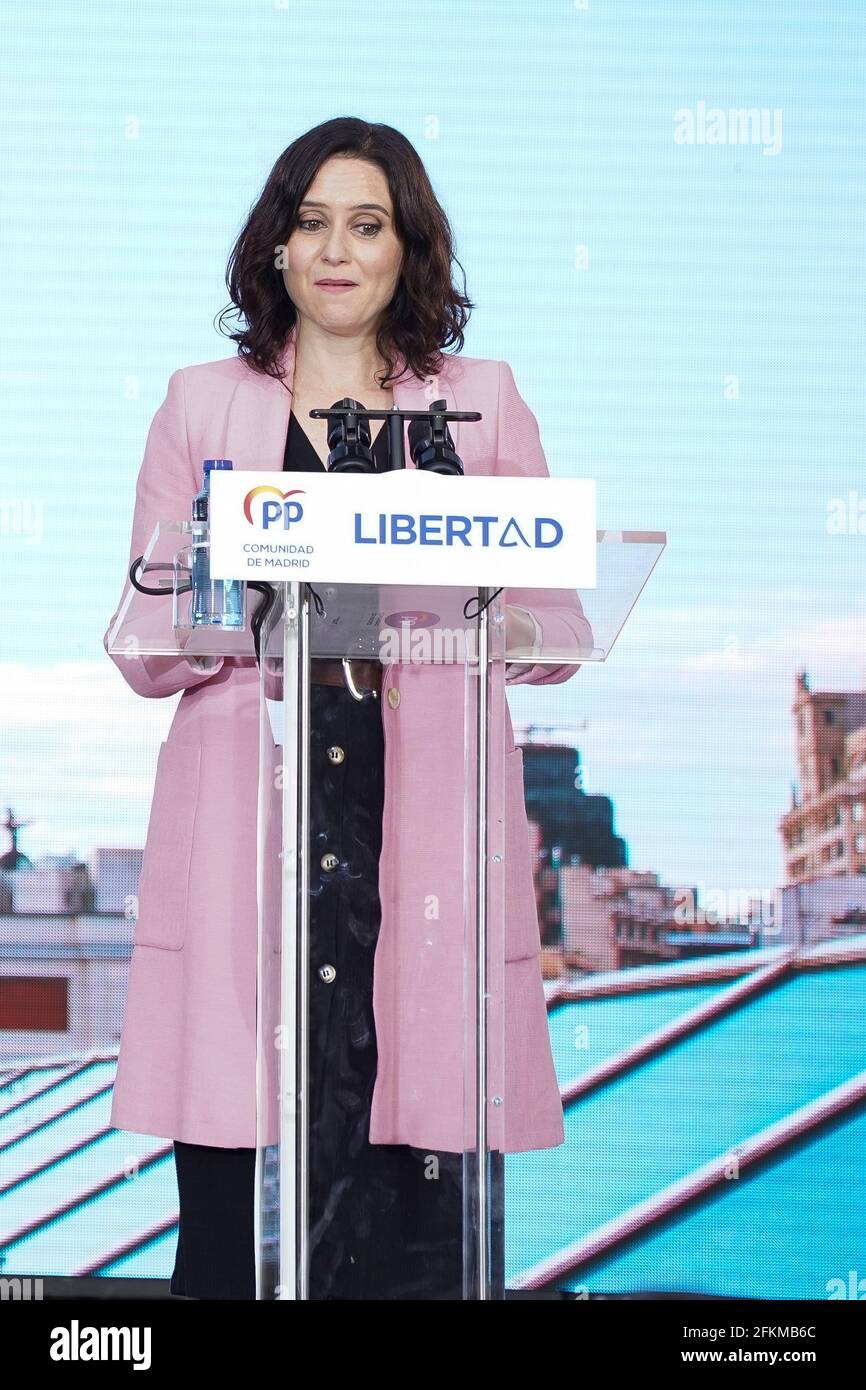 Madrid, Spanien. Mai 2021. Die Regionalpräsidentin von Madrid und Kandidatin der Volkspartei, Isabel Diaz Ayuso, sprach während ihres Abschlusstreffens für die bevorstehenden Regionalwahlen in Madrid. (Foto von Oscar Fuentes/SOPA Images/Sipa USA) Quelle: SIPA USA/Alamy Live News Stockfoto