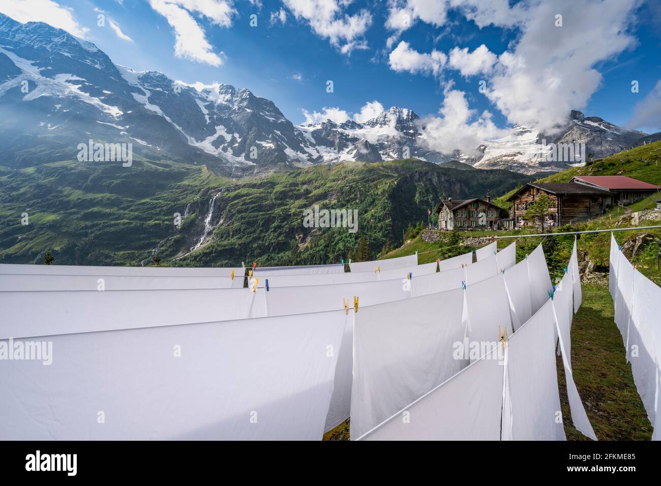 Wäscheständer an der Wäscheleine, Berghotel Obersteinberg, Lauterbrunnen, Berner Alpen, Berner Oberland, Schweiz Stockfoto