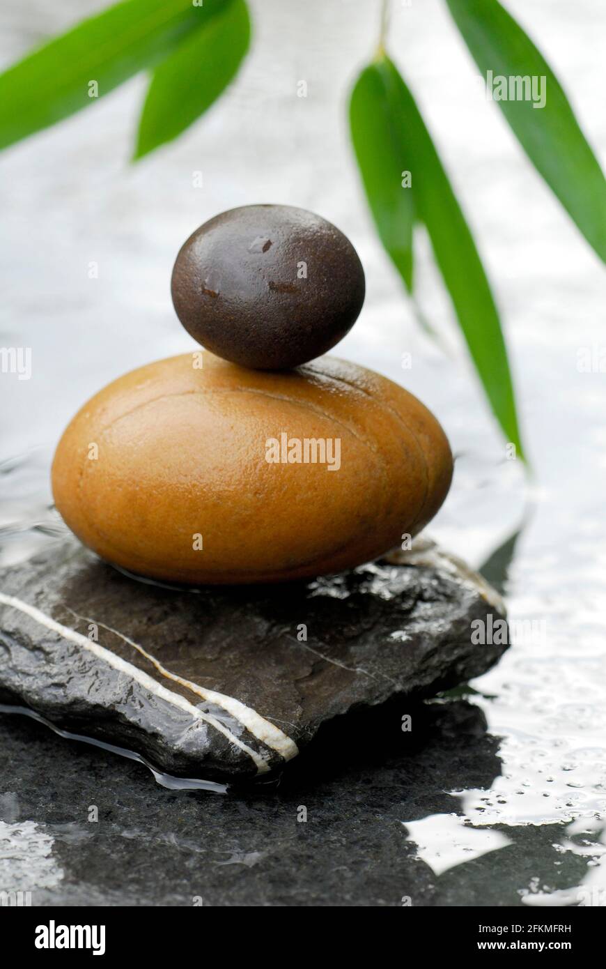 Gestapelte Steine, ausgeglichen, Gleichgewicht, Gleichgewicht, Gleichgewicht, Stapel Stockfoto