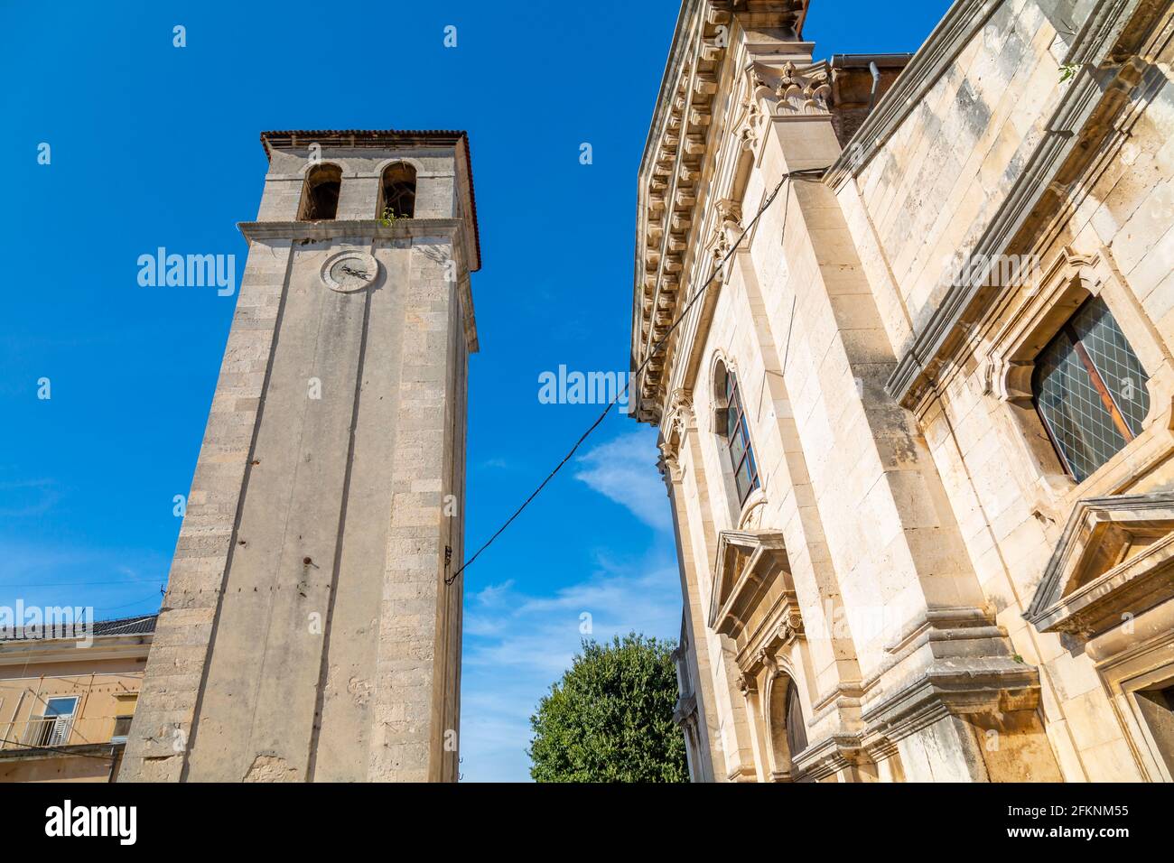 Blick auf die Kathedrale von Pula, Pula, Gespanschaft Istrien, Kroatien, Adria, Europa Stockfoto