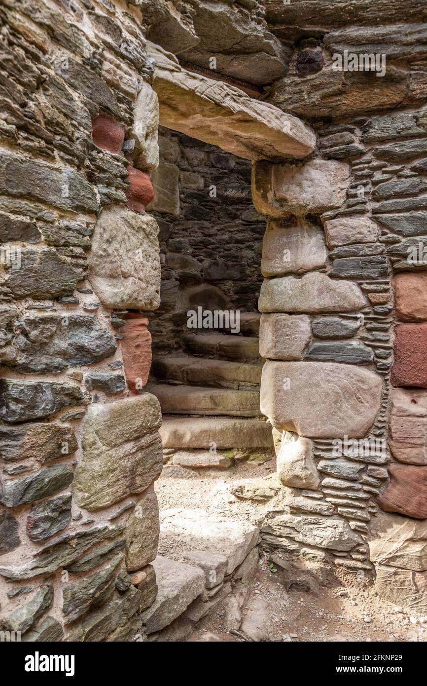 Detail der steinernen Bogentür in Lochranza Burg Arran Stockfoto