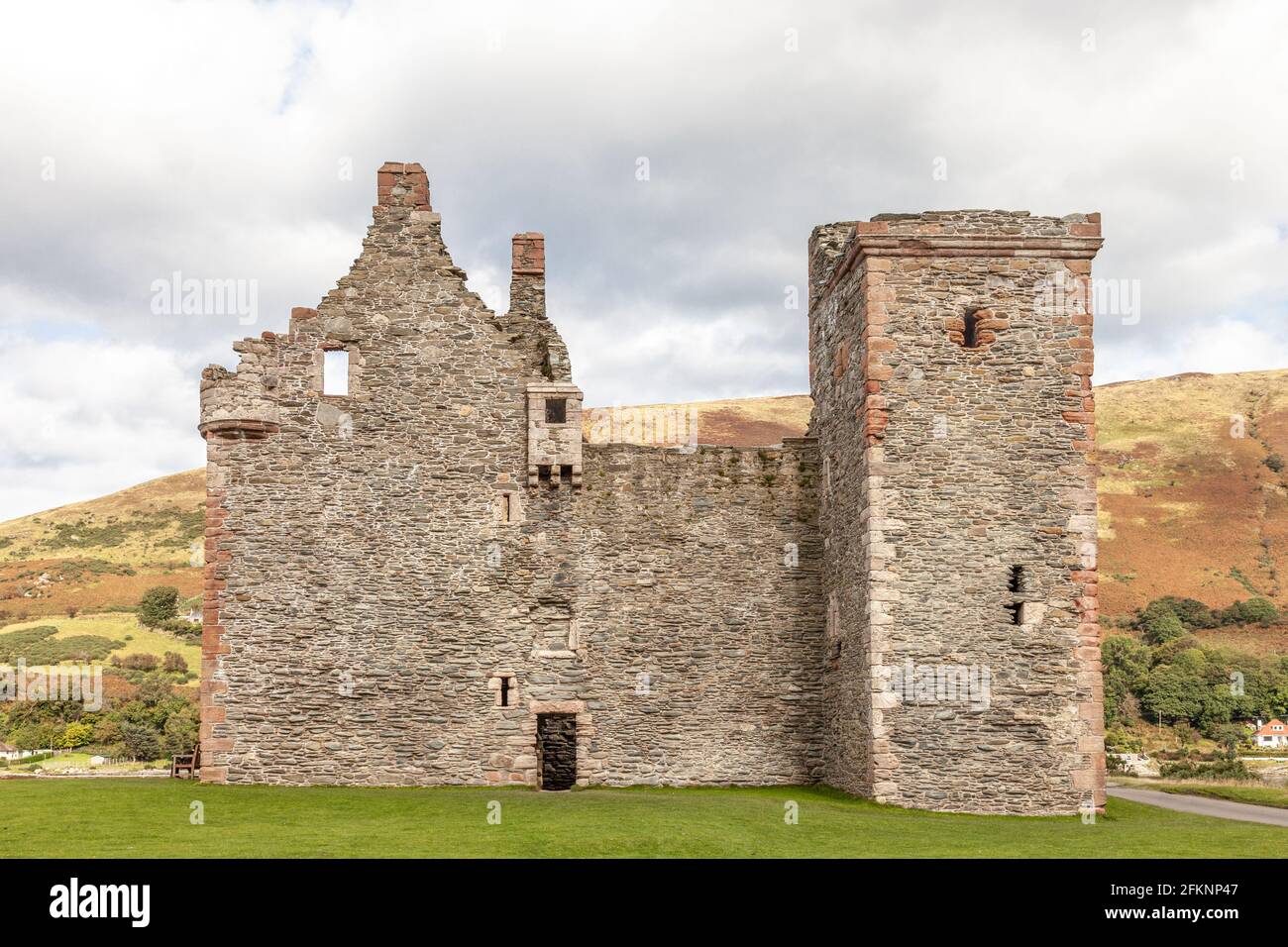 Lochranza Castle auf der Isle of Arran in Schottland, Großbritannien. Stockfoto