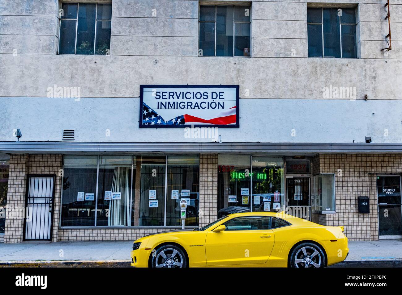 Servicios De Immigracion Büros, die Einwanderungsdienste anbieten Stockfoto