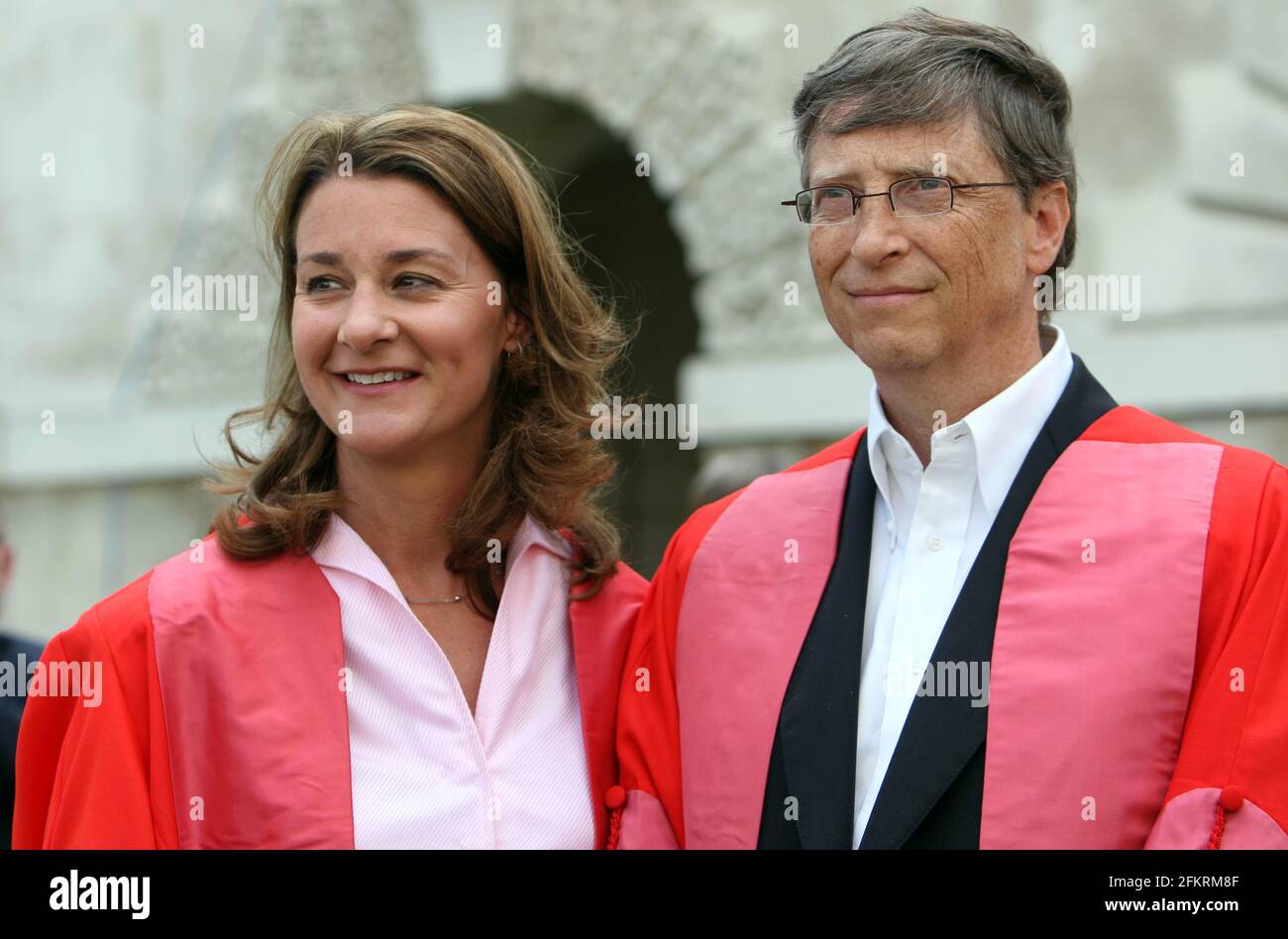 Aktenfoto vom 12/06/09 von Bill und Melinda Gates, die angekündigt haben, dass sie sich scheiden lassen. Ausgabedatum: Montag, 3. Mai 2021. Stockfoto