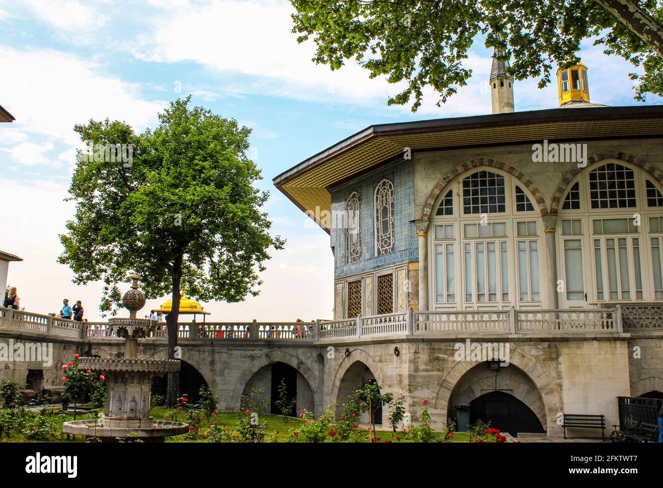 Istanbul, Türkei - 13. Mai 2013: Blick auf den Bagdad Kiosk im Topkapi Palast Stockfoto