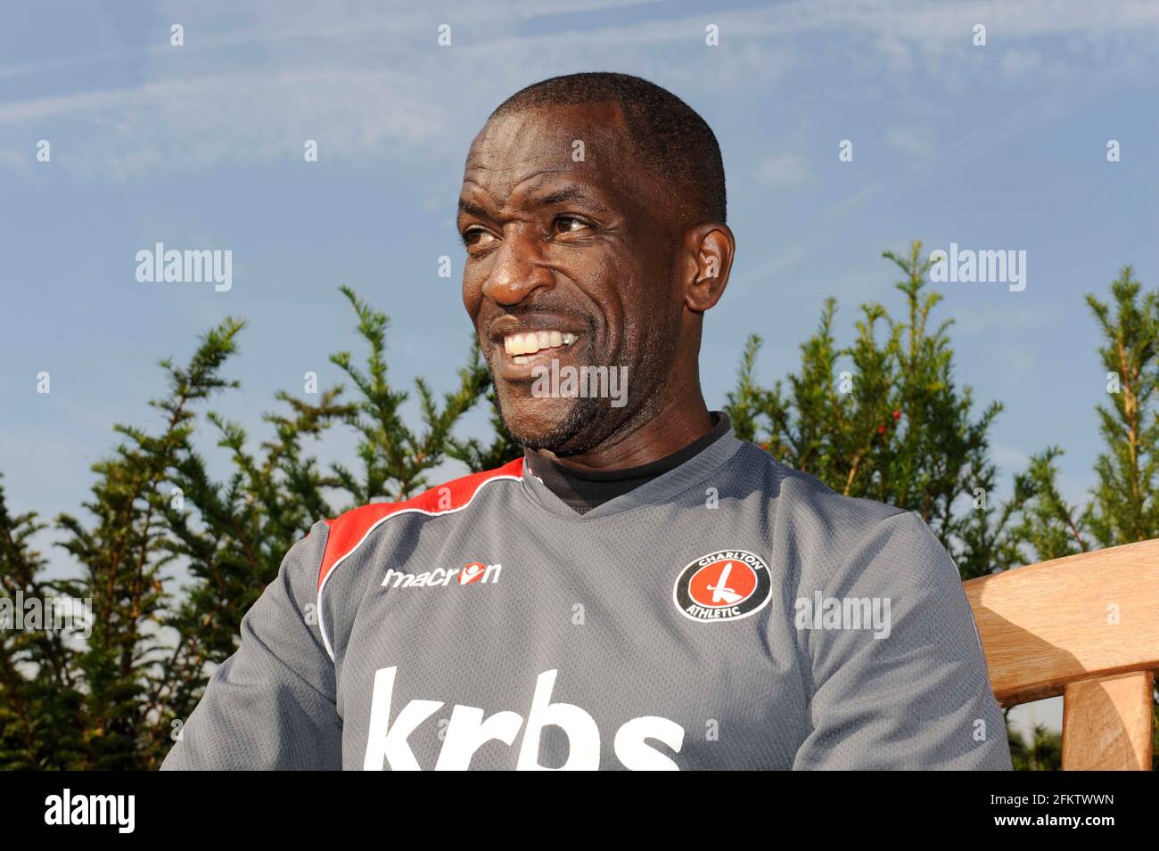 Chris Powell Manager von Charlton Athletic FC. 2/9/2011. BILD DAVID ASHDOWN Stockfoto
