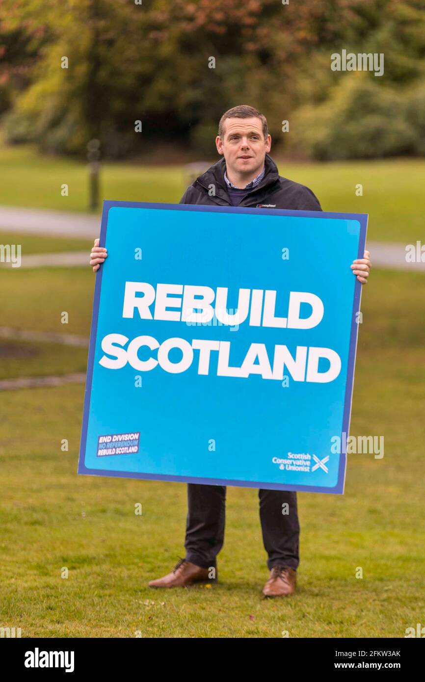 Musselburgh, Großbritannien. 04. Mai 2021 im Bild: Douglas Ross, Vorsitzender der schottischen Konservativen in der letzten Wahlwoche für die schottischen Parlamentswahlen. Kredit: Rich Dyson/Alamy Live Nachrichten Stockfoto