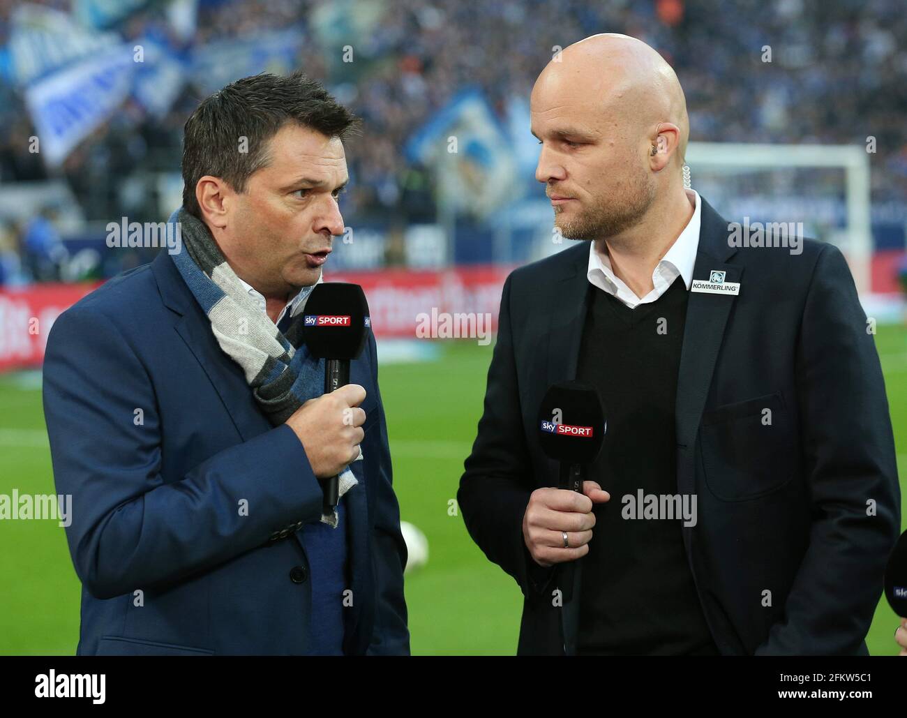 Schalke, Deutschland. 23. Oktober 2016. firo: 23.10.2016 Fußball, Saison 2016/2017 1. Bundesliga: FC Schalke 04 - FSV Mainz 3.0 Manager Christian Heidel und Rouven Schroder zur weltweiten Nutzung Quelle: dpa/Alamy Live News Stockfoto