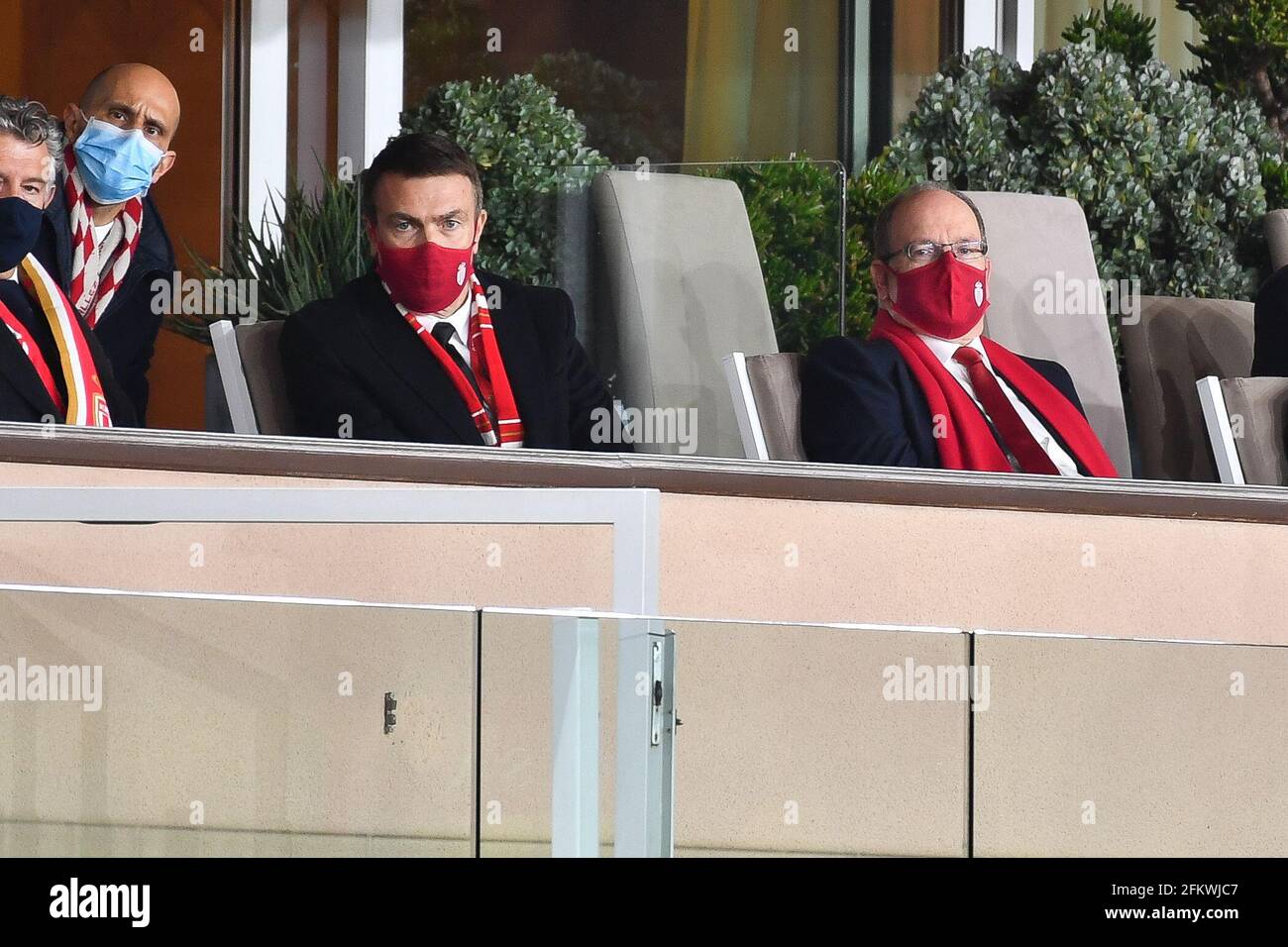 Oleg Petrov, Albert II. Prince de Monaco nehmen am 2. Mai 2021 am Spiel Monaco gegen Lyon - Ligue 1 Uber Eats im Louis II Stadium in Monaco Teil. (Foto von Lionel Urman/Sipa USA) Stockfoto