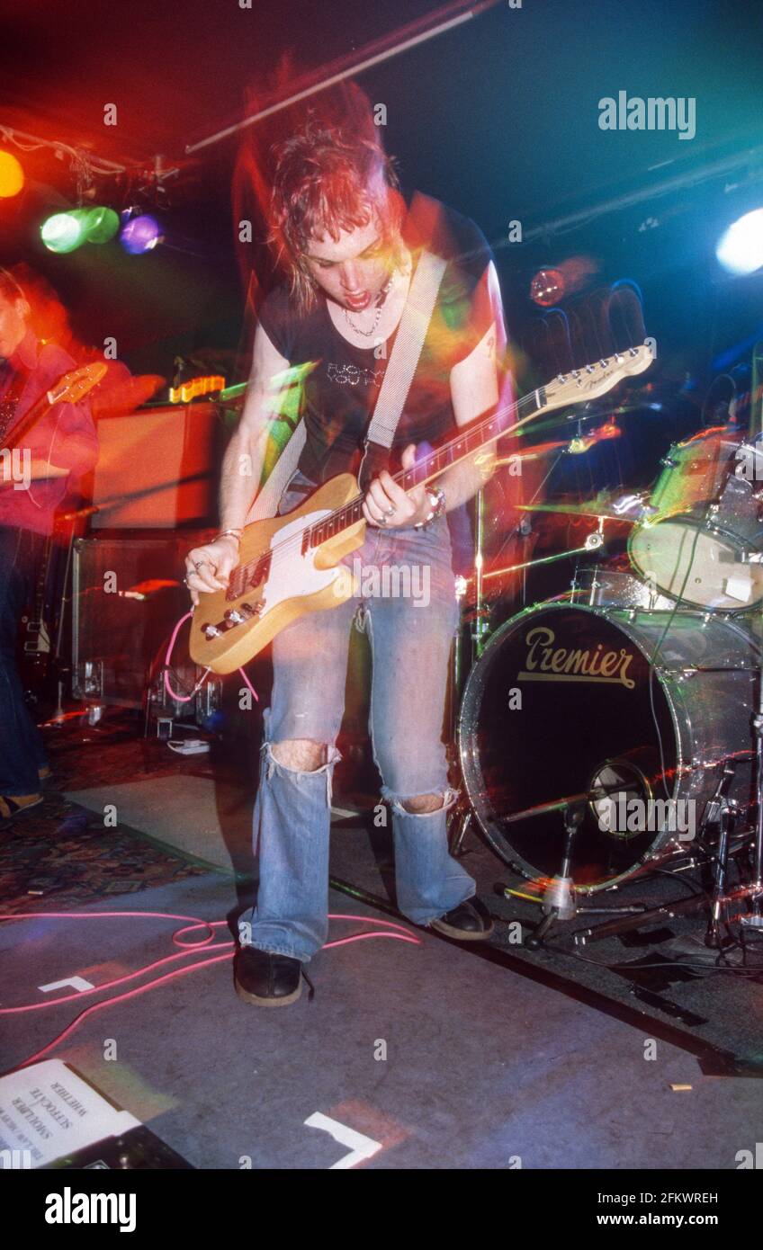 King Adora tritt am 20. September 2000 bei Chinnerys auf, Southend-on-Sea, Essex, Großbritannien. Stockfoto