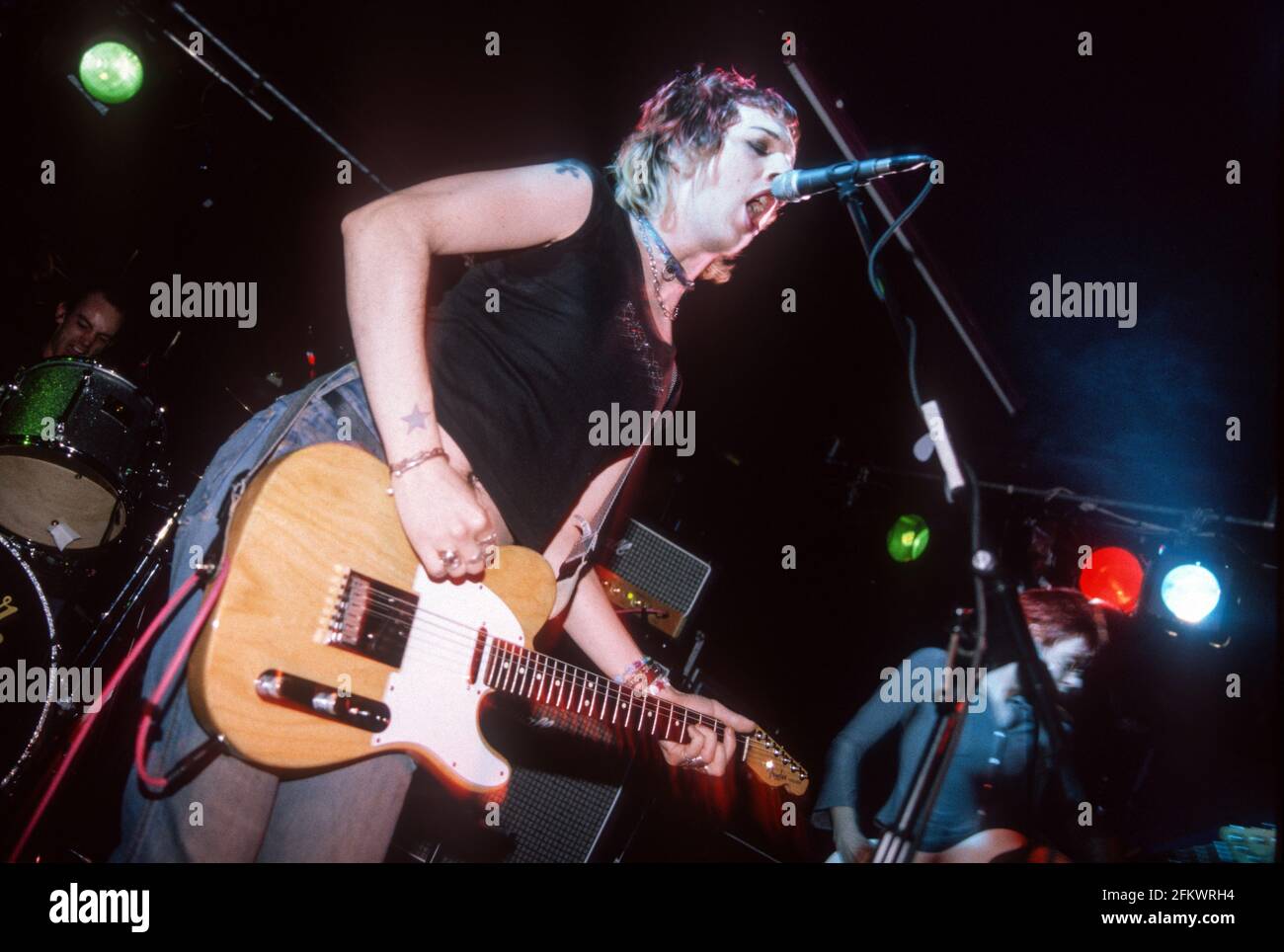 King Adora tritt am 20. September 2000 bei Chinnerys auf, Southend-on-Sea, Essex, Großbritannien. Stockfoto