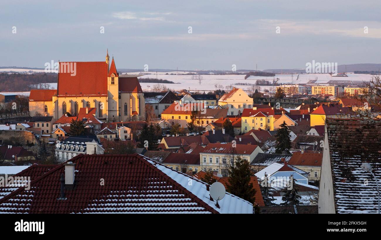 Blick Auf Die Stadtpfarrkirche Eggenburg Niederösterreich, Österreich Stockfoto