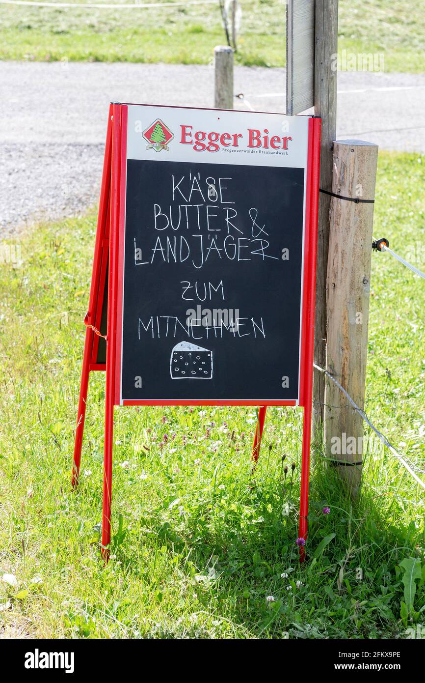 Menü, Käse, Butter Und Landjäger Zum Mitnehmen Stockfoto