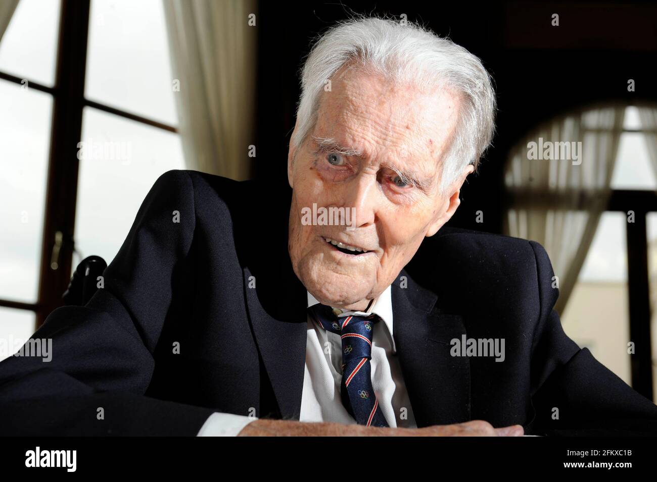 GODFREY RAMPLING, DER BEI DEN OLYMPISCHEN SPIELEN 1936 IN BERLIN IM 400 + 100 RELAY EINE GOLDMEDAILLE ERHIELT, WIRD AM 14. MAI 100 SEIN. 5/5/09 BILD DAVID ASHDOWN Stockfoto