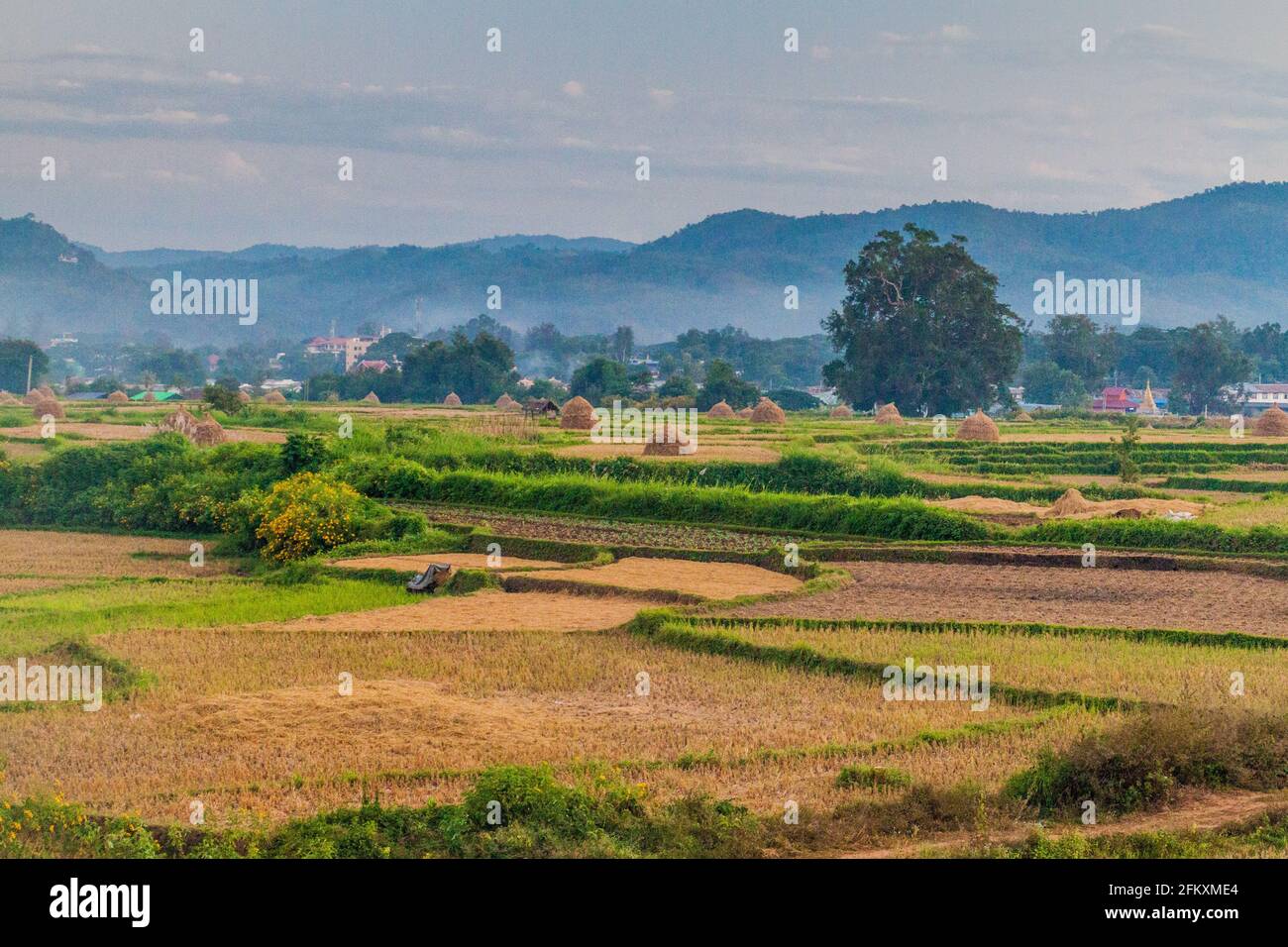Abendansicht einer Landschaft in der Nähe von Hsipaw, Myanmar Stockfoto