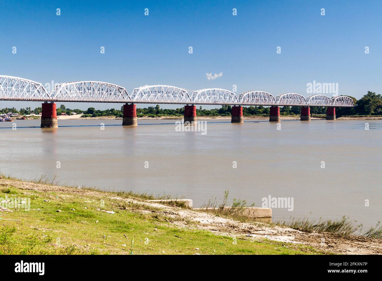 AVA Inwa Brücke in Sagaing bei Mandalay, Myanmar Stockfoto