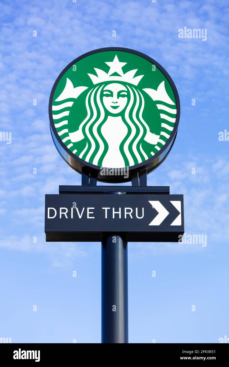 Starbucks Drive-Thru-Schild, starbucks-Logo, starbucks-Schild Stockfoto