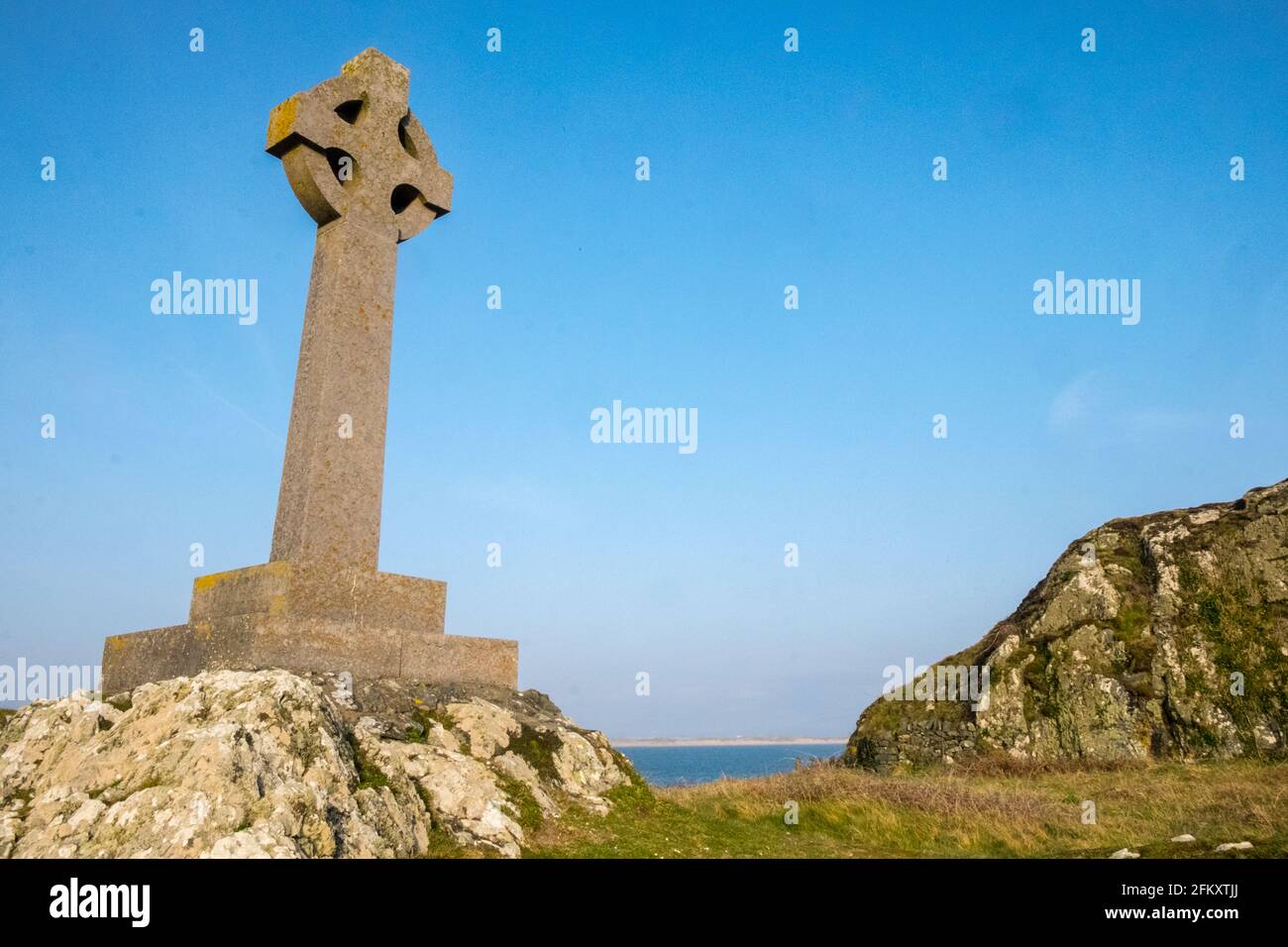 Ynys Llanddwyn,Llanddwyn, Llanddwyn Island,Anglessey,Anglesey,Ynys Mon,Insel Anglesey,Insel,Küste,Küste,Küstenweg,Isle of Anglesey Küstenweg,Nord,Wales,Walisisch,GB,Großbritannien,Großbritannien,Großbritannien,Vereinigtes Königreich,Europa.Ynys Llanddwyn ist eine kleine Gezeiteninsel vor der Westküste von Anglesey Wales (Nordwesten von Wales). Môn Die nächste Siedlung ist das Dorf Newborough.die Insel ist geologisch interessant mit Kissenlava, Jaspisformationen und äolischen Sandvorkommen. Die Insel ist Teil des National Nature Reserve of Newborough Warren.der Leuchtturm Tŵr Mawr markiert den Westen Stockfoto