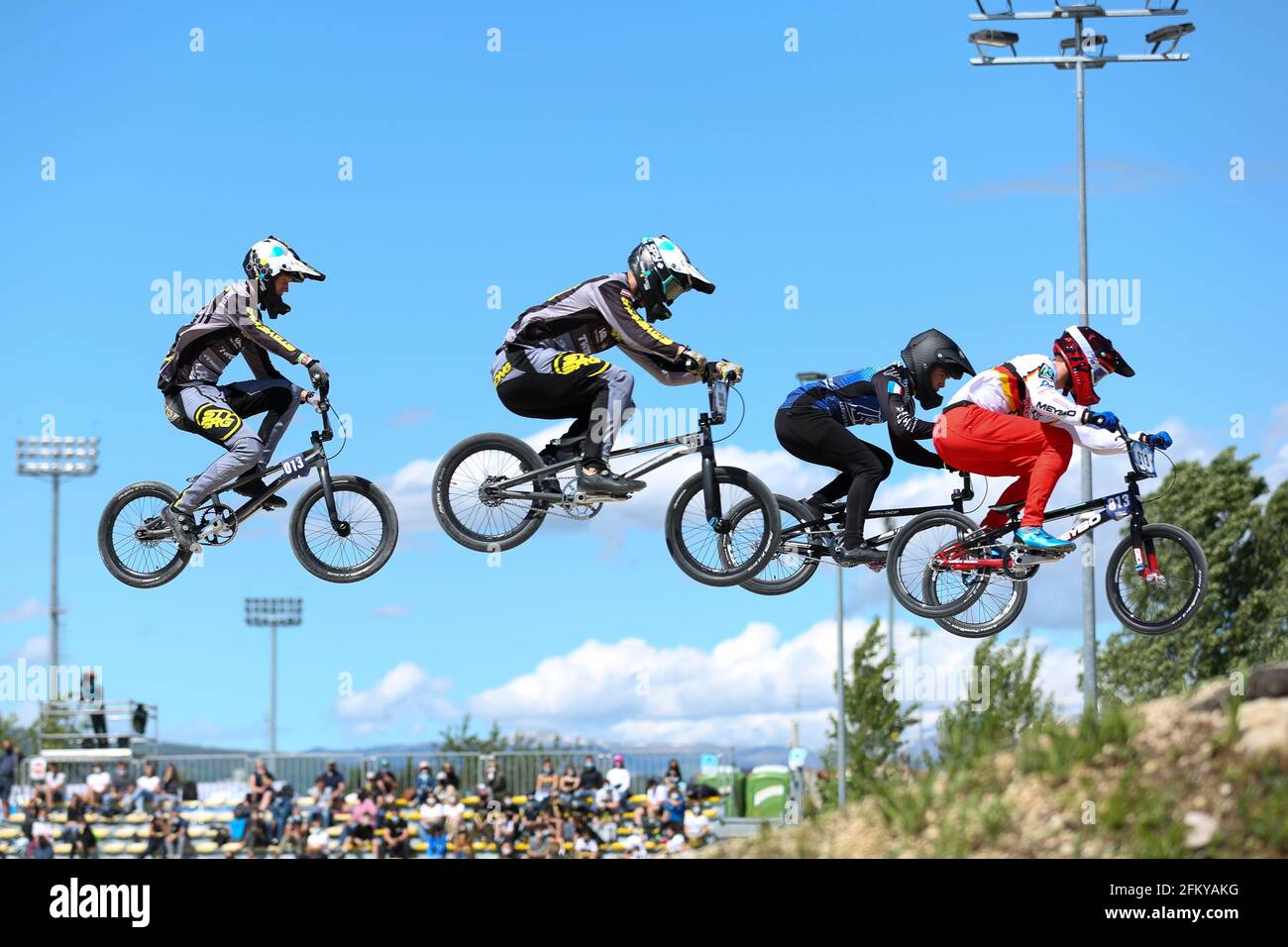 Verona, Italien. Mai 2021. Stefan HEIL aus Deutschland (130) führt das Feld beim BMX Racing Men Elite Round 2 des UEC European Cup in der BMX Olympic Arena am 2. Mai 2021 in Verona, Italien.Quelle: Mickael Chavet/Alamy Live News Stockfoto