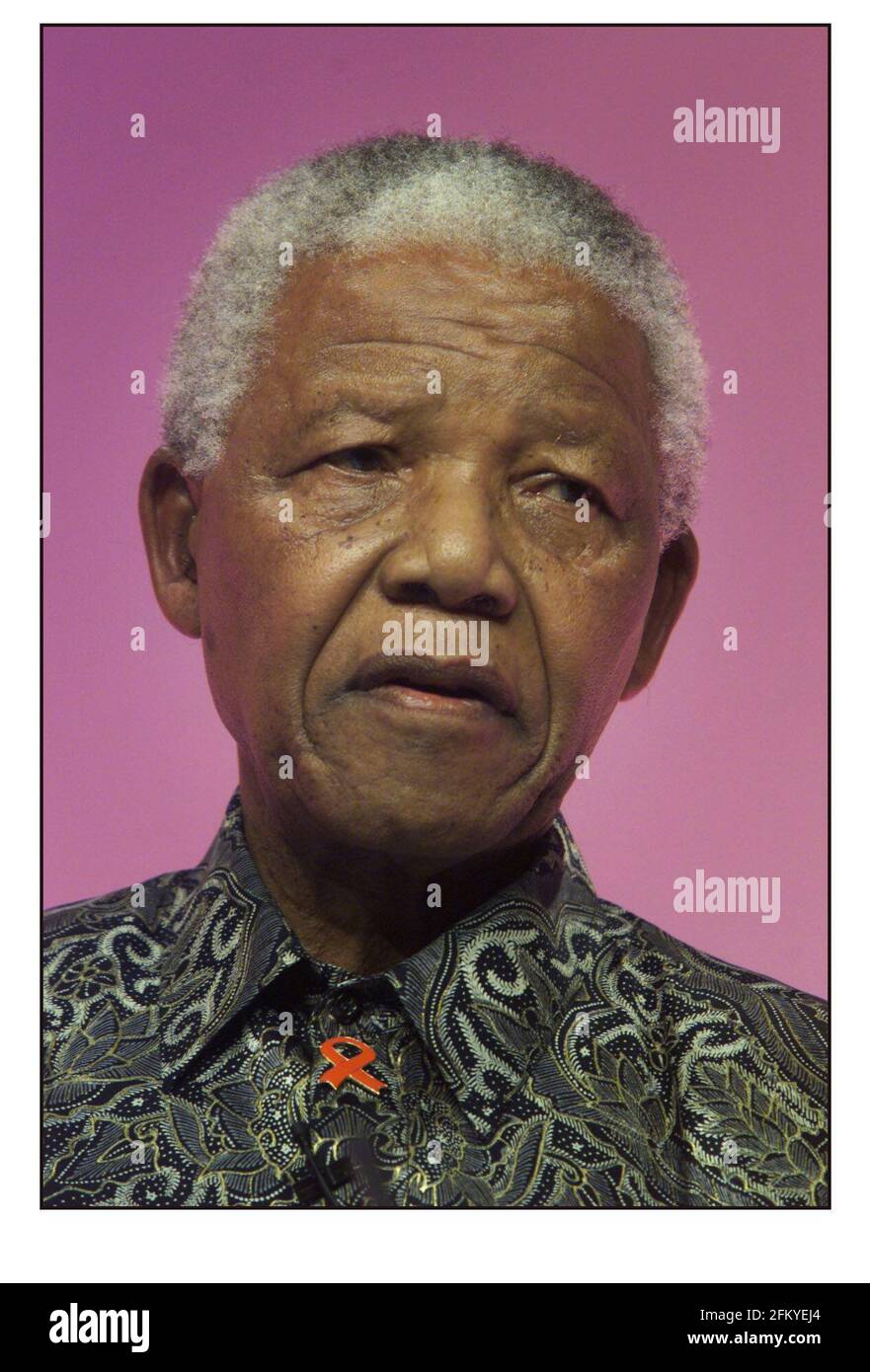 Nelson Mandela spricht auf der Labour Party Conference 2000 in Brighton Stockfoto