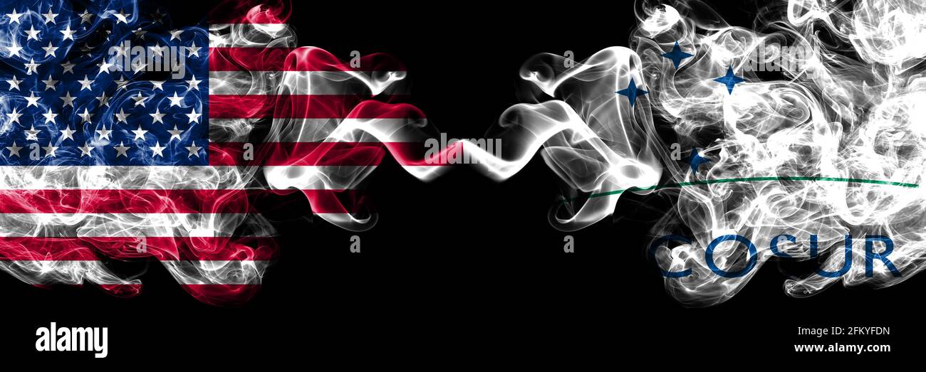 Vereinigte Staaten von Amerika, Amerika, USA, USA, USA vs. Organisationen, Mercosur rauchige mystische Flaggen nebeneinander platziert. Dicke farbige seidig abstrakte s Stockfoto