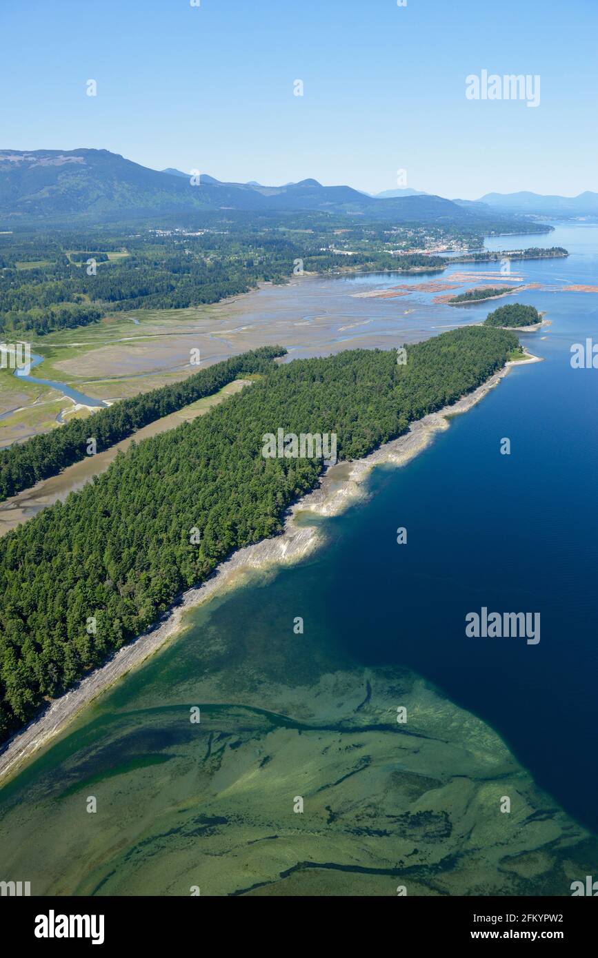 Willy Island, Halalt Island Indian Reserve, Chemainus River Estuary, Chemainus Valley, British Columbia, Kanada. Stockfoto