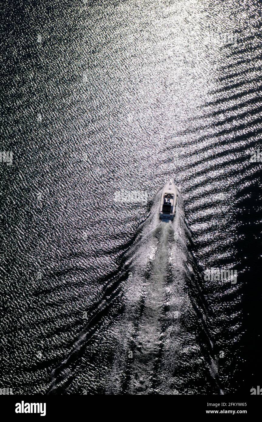 Vergnügungsbootfahrten im Ladysmith Harbour, Vancouver Island Luftaufnahmen, British Columbia, Kanada. Stockfoto