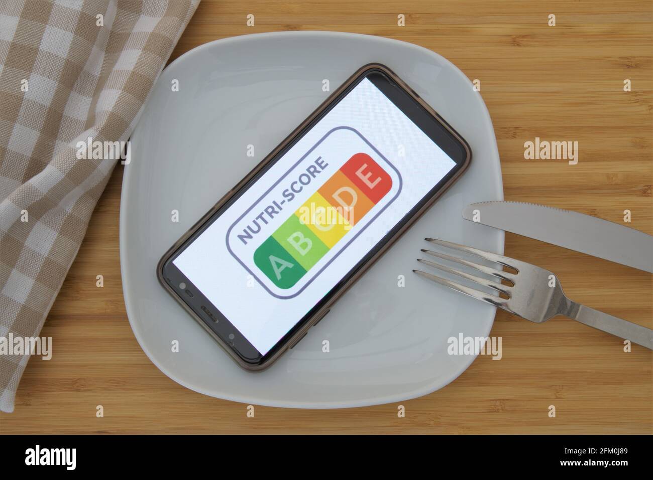 Hildesheim, 3. Mai 2021: Symbol des Nutri-Score, einem Etikett für Lebensmittel zum Vergleich von Nährwertdaten Stockfoto