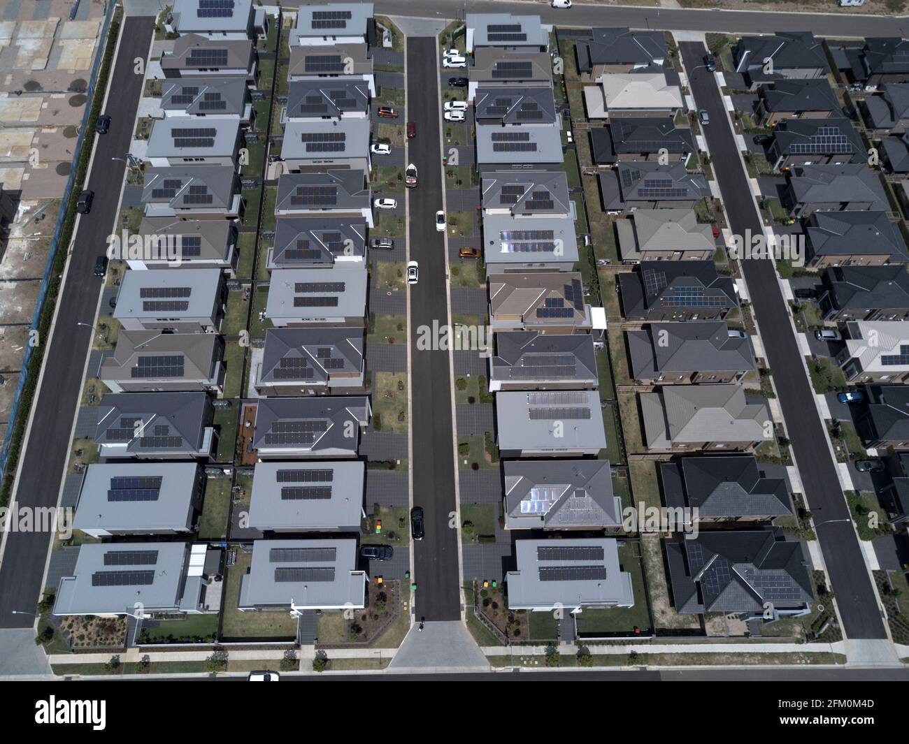 Luftaufnahme von Kühlkörper Art moderne Wohnsiedlung mit privaten Straßen Kellyville Western Sydney Australien. Stockfoto