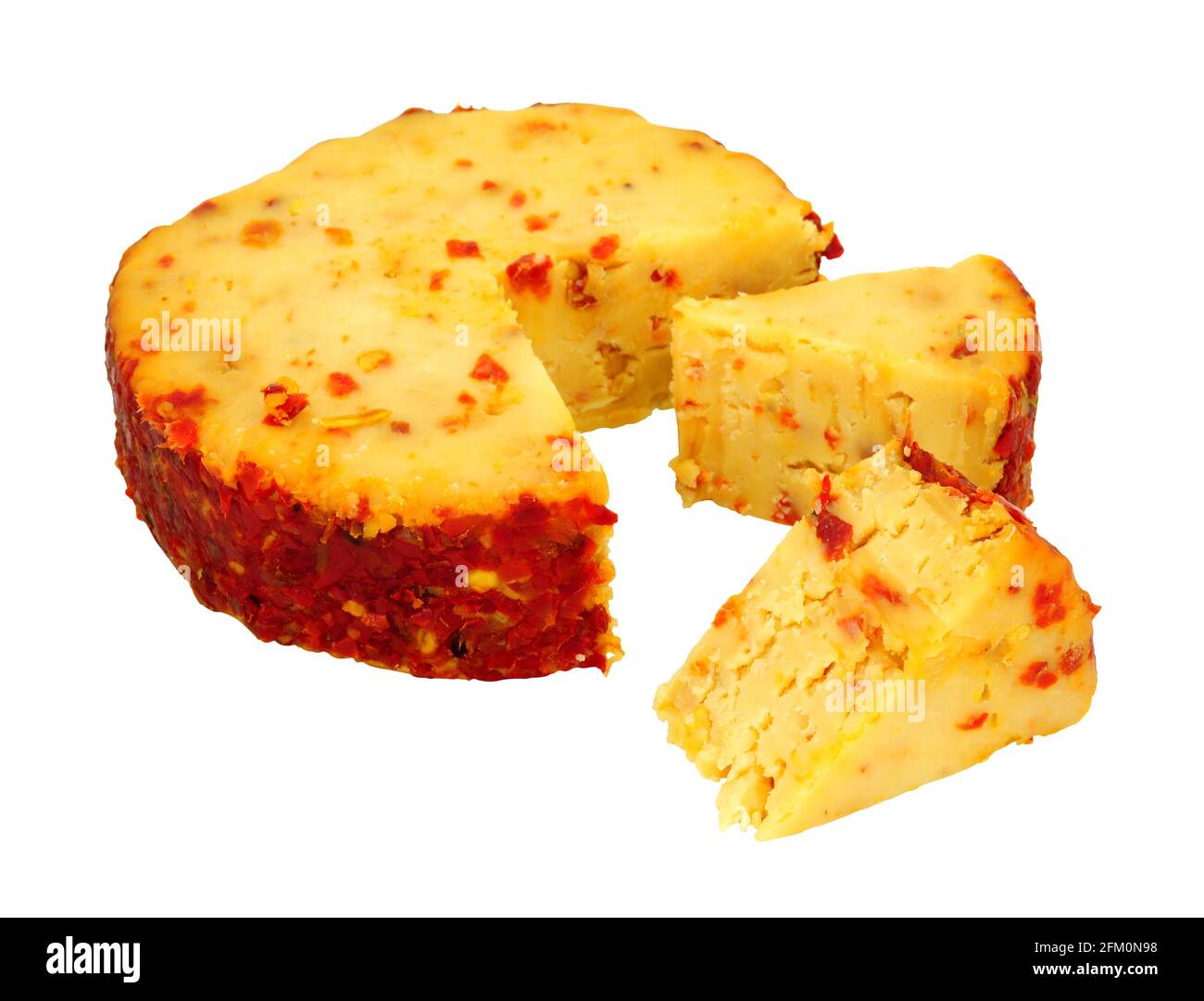 Eiche geräuchert Jalapeno und Paprika Cheddar Käse isoliert auf Ein weißer Hintergrund Stockfoto