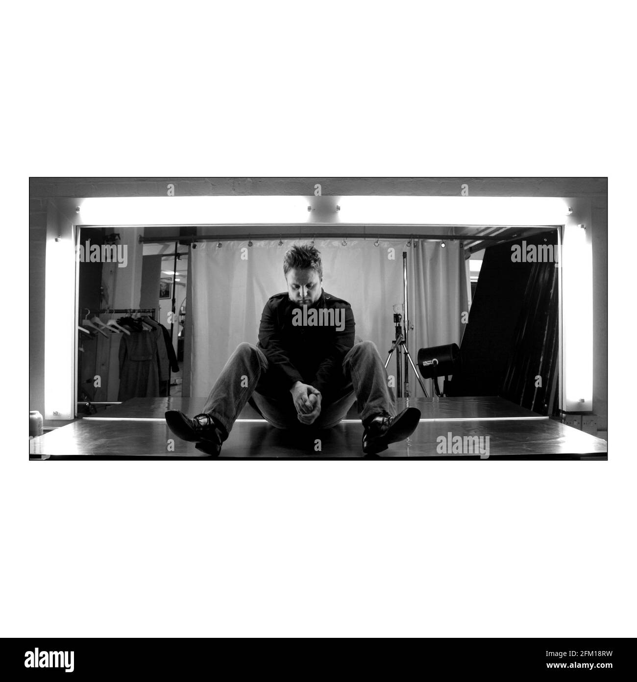 RANKIN der Fotograf in den Büros von Dazed und verwirrt In London.pic David Sandison 5/4/2004 Stockfoto