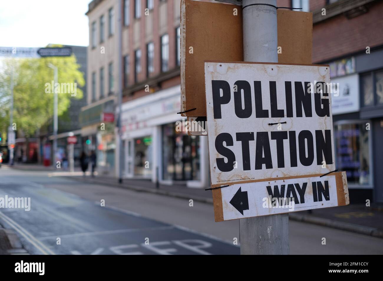 Lage der Wahlstation im Zeichen im Stadtzentrum. Stockfoto
