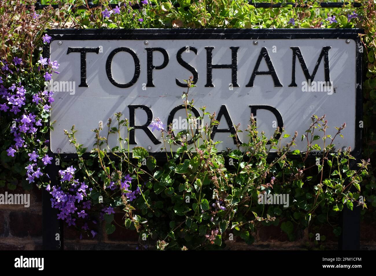 Straßenschild Topsham Road, Exeter, Devon UK Stockfoto