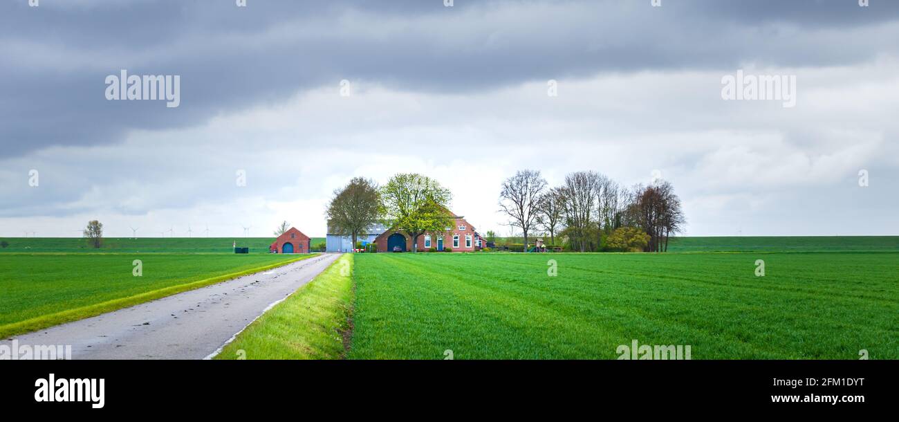 Alter Bauernhof in Groningen in den Niederlanden Stockfoto