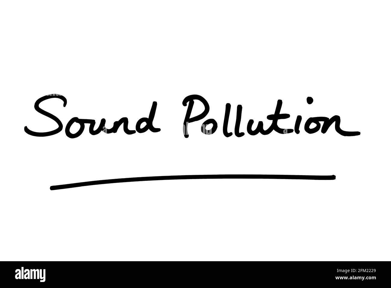 Schallverschmutzung, handgeschrieben auf weißem Hintergrund. Stockfoto