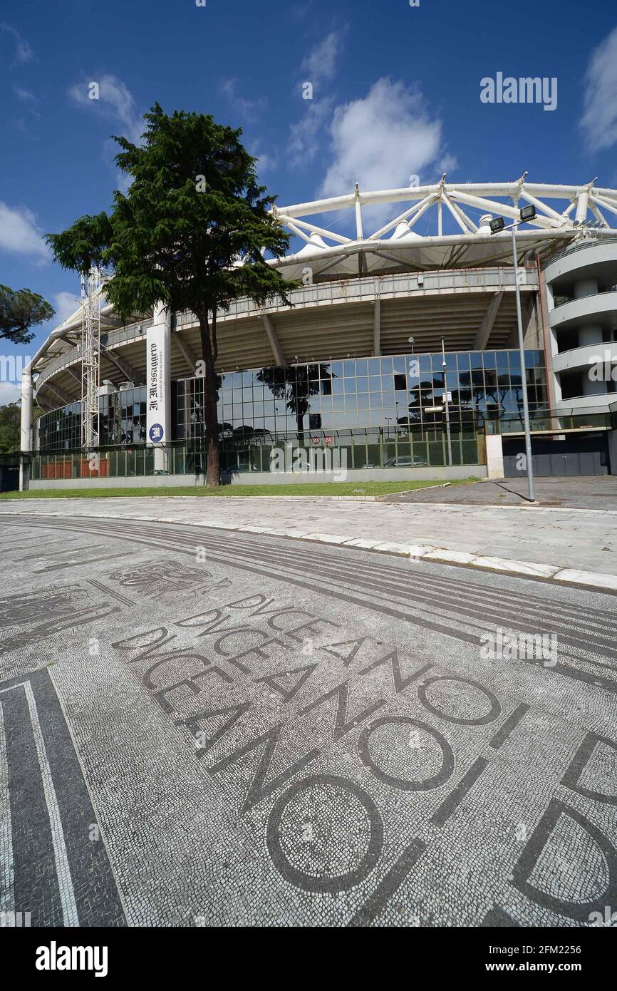 Foto IPP/Roberto Ramaccia Roma 5/05/2021 Stadio Olimpico vor Euro 2020-2021 Nella foto i mosaici del viale del Foro Italico e lo stadio olimpico sull Stockfoto