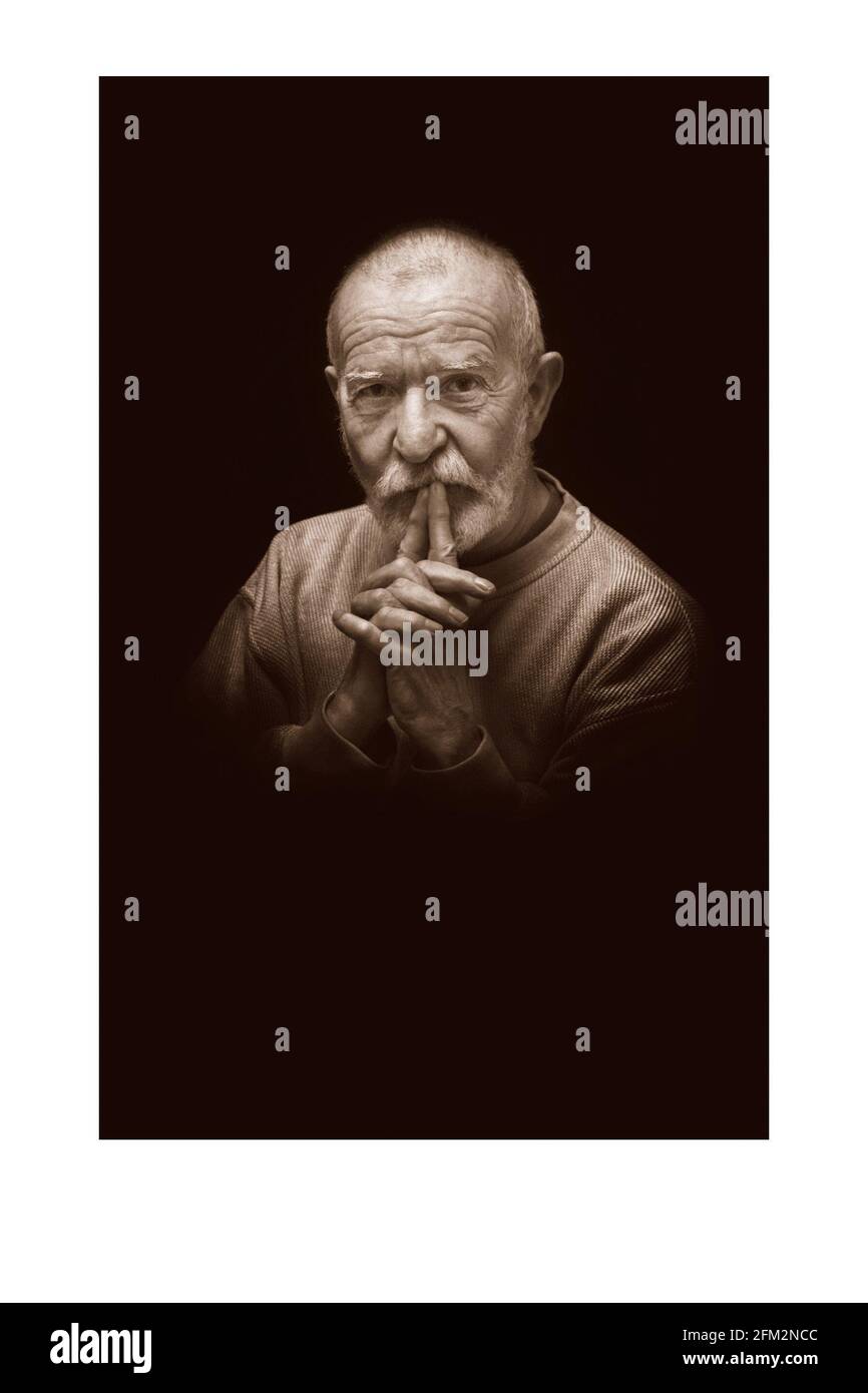 Athol Fugard...... Südafrikanischer Dramatiker in London.pic David Sandison 15/3/2002 Stockfoto