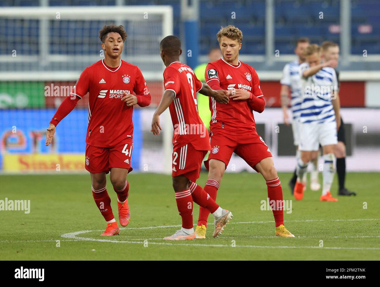 Duisburg, Deutschland. 5. Mai 2021. firo: 05.05.2021 Fuvuball: Fußball: 3.  Bundesliga-Saison 2020/21 MSV Duisburg - FC Bayern Mvºnchen München U23 2:  2 Jubel nach Elfmetor von Jann-Fiete Arp mit RV © my