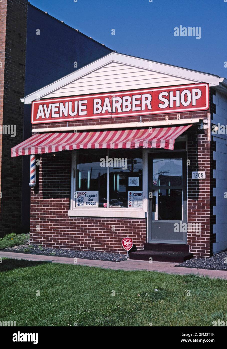 Anfang der 2000er Jahre Vereinigte Staaten - Avenue Barber Shop Springfield Illinois Ca. 2003 Stockfoto