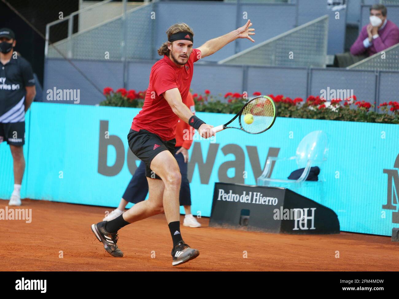 Stefanos Tsitsipas aus Griechenland während der Mutua Madrid Open 2021, Masters 1000 Tennisturnier am 5. Mai 2021 in La Caja Magica in Madrid, Spanien - Foto Laurent Lairys / DPPI / LiveMedia Stockfoto