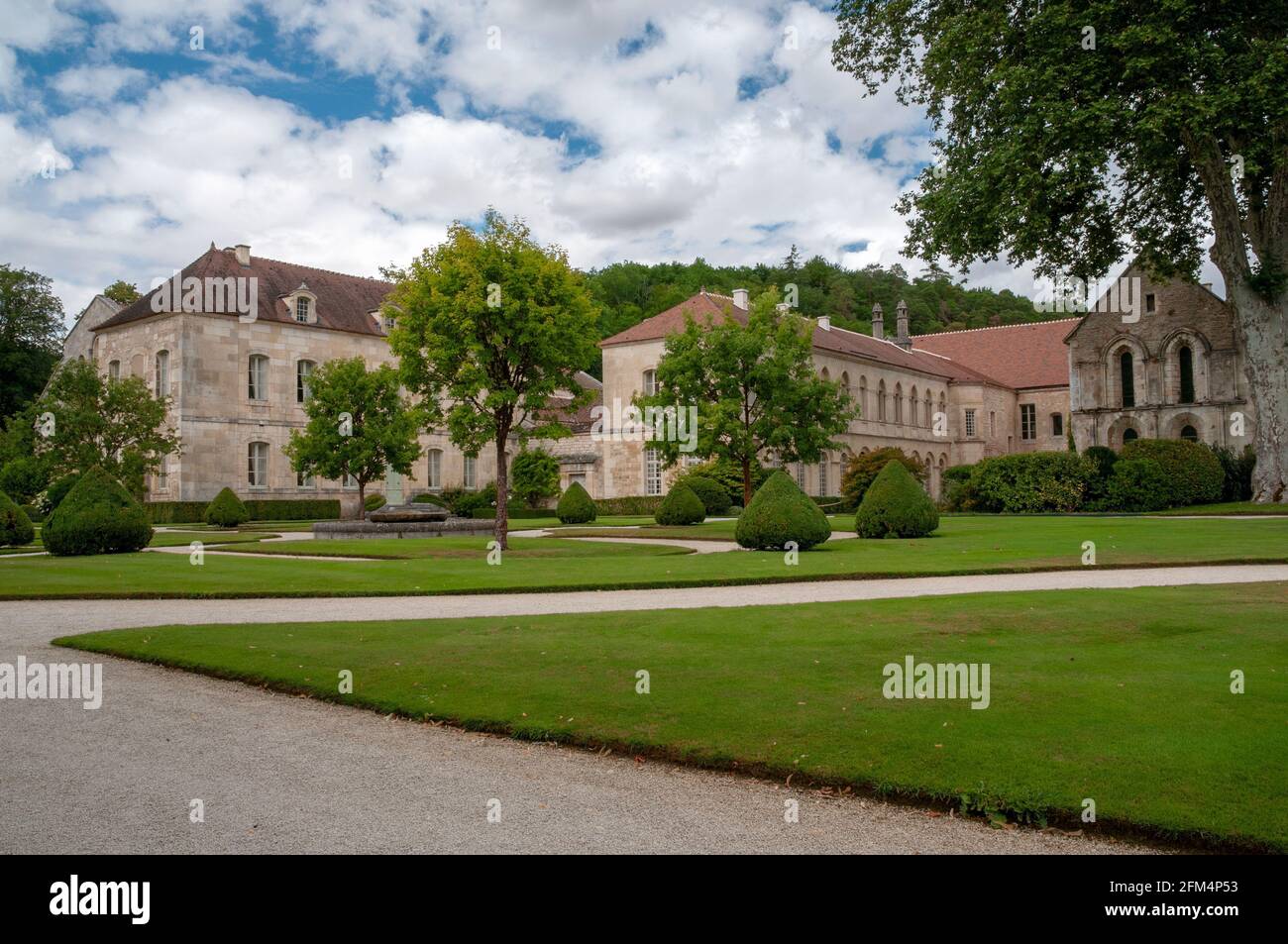 Zisterzienserabtei von Fontenay (12. Jahrhundert) und Gärten, UNESCO-Weltkulturerbe, Marmagne, Cote d’Or (21), Region Bourgogne-Franche-Comte, Franc Stockfoto